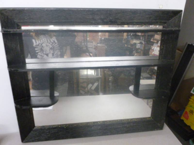 lot 257 image: Vintage Shelf Mirror
