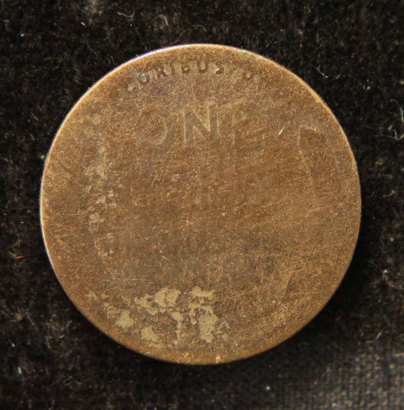 lot 01 image: 1909-S US WHEAT CENT CLEANED