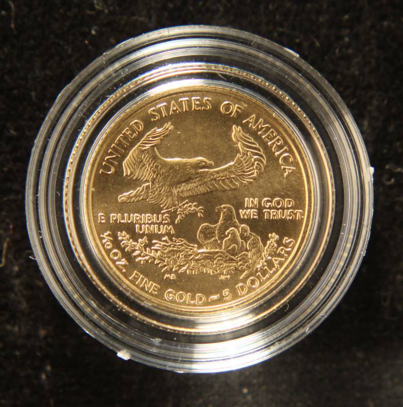 lot 02 image: 2007 US $5 GOLD EAGLE 110th OZ. .999 FINE GOLD IN AIRTITE