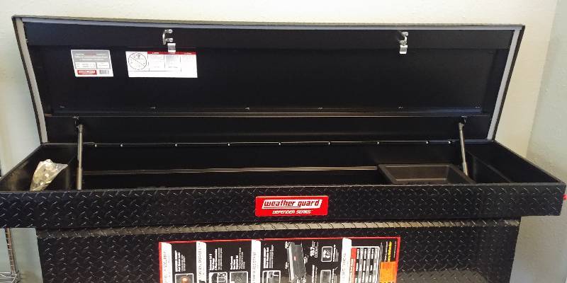 lot 24 image: Weather Guard Heavy Duty Truck Tool Box