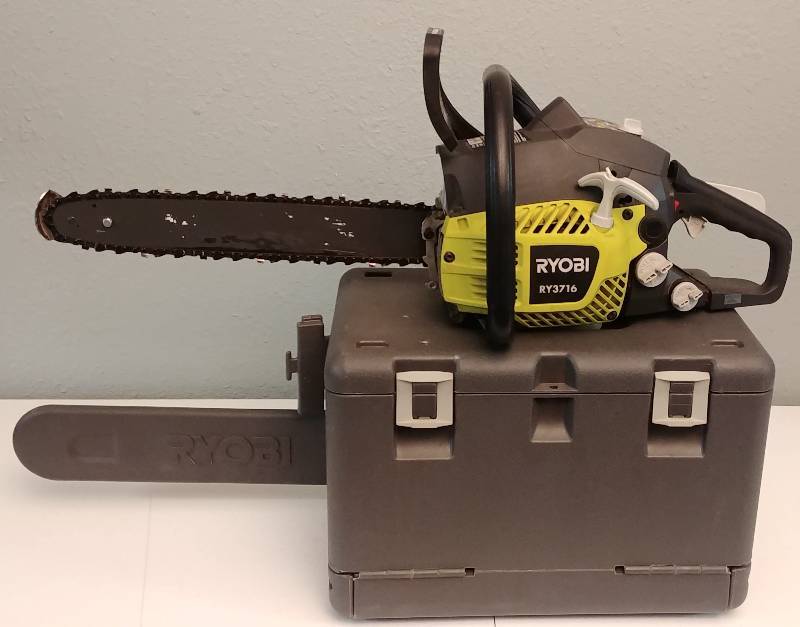 lot 27 image: Ryobi 16 Gas Chainsaw with Hardcase