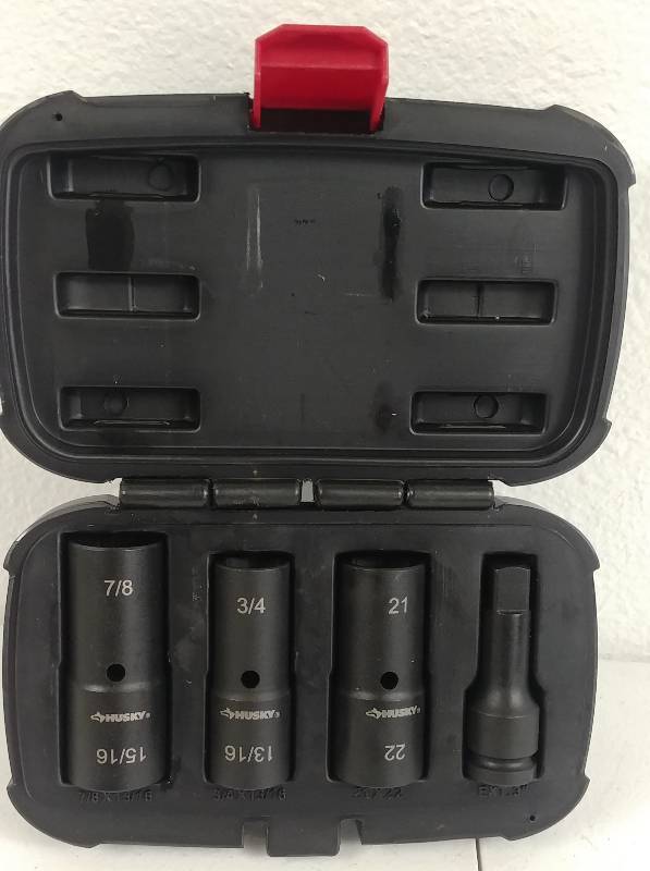 lot 43 image: Husky 4pc Double Sized Impact Socket Set in Hard Case