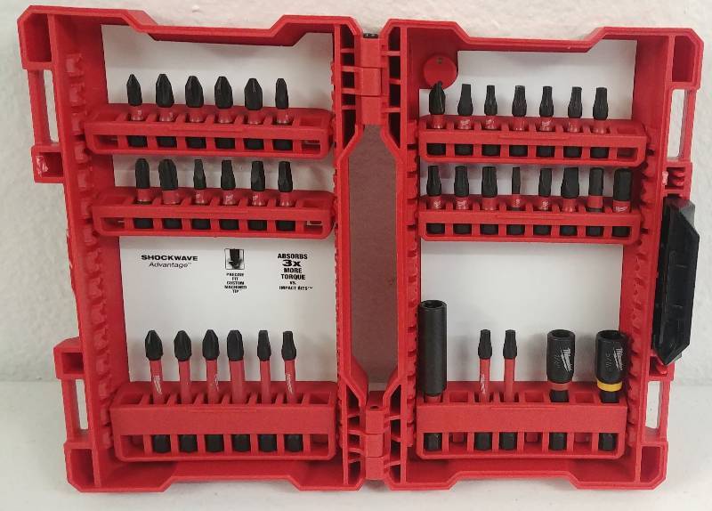 lot 62 image: Milwaukee ShockWave Impact Bit Kit