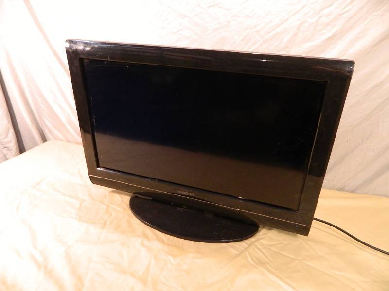 lot 10 image: Inginia 26 LCD Flat Screen Tv