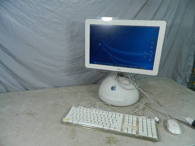lot 94 image: IMac with Keyboard and Mouse