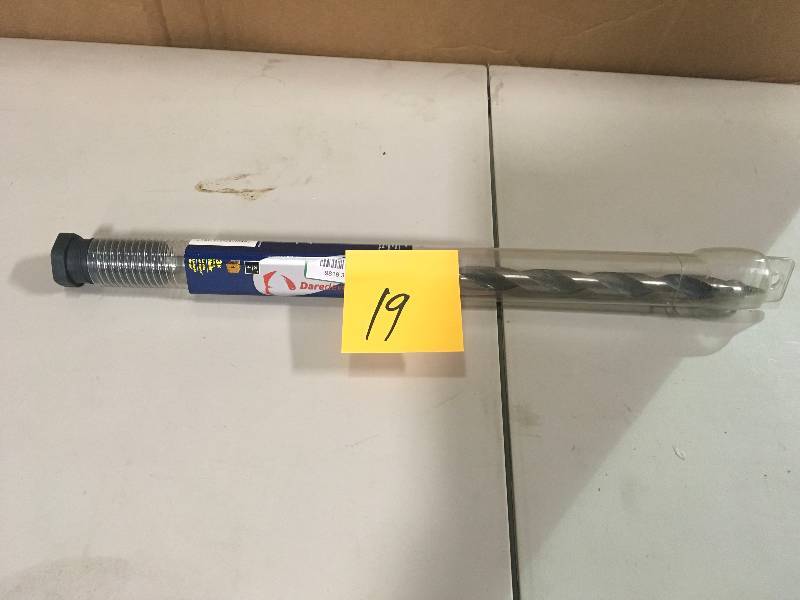 lot 19 image: Bosch Daredevil 34 in. x 17 in. Auger Bit not used
