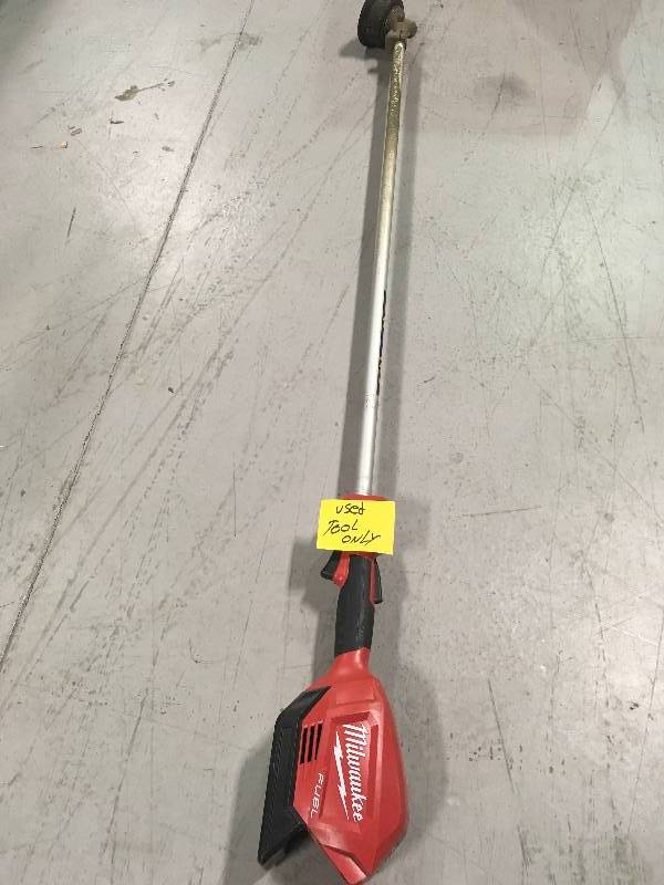 lot 104 image: Milwaukee 2725-20 M18 FUEL String Trimmer (Tool Only) used in working condition