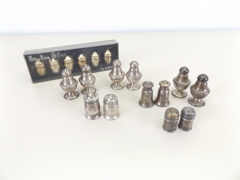 lot 25 image: 9 Sets of Sterling Silver Salt & Pepper Shakers