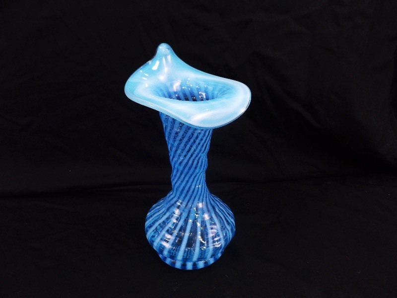 lot 2 image: Vintage Fenton Blue Opalescent Spiral Optic Vase