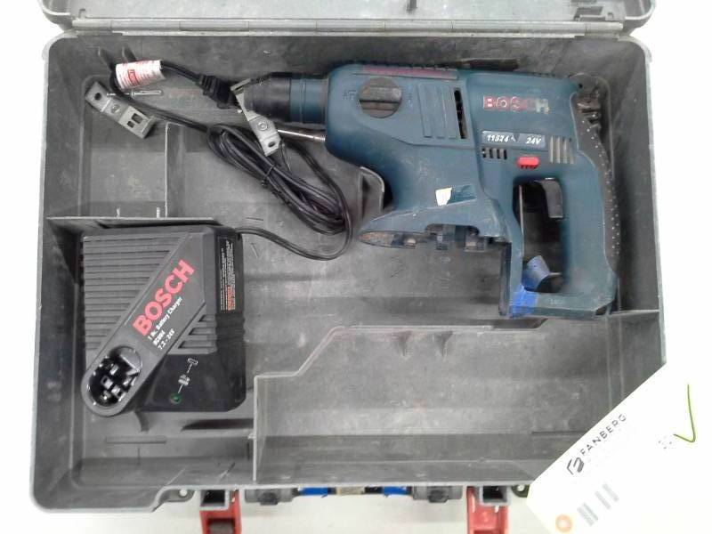 lot 30 image: Bosch 11225VSR Rotary Hammer Drill