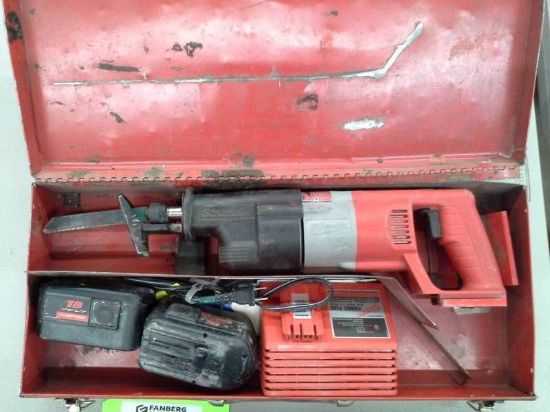 lot 51 image: Milwaukee 18V Sawzall Reciprocating Saw