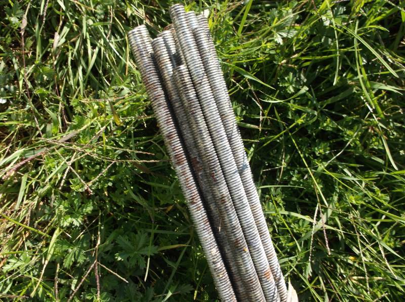 THREADED ROD