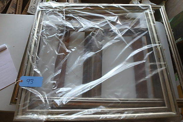 lot 93 image: 5 Frames