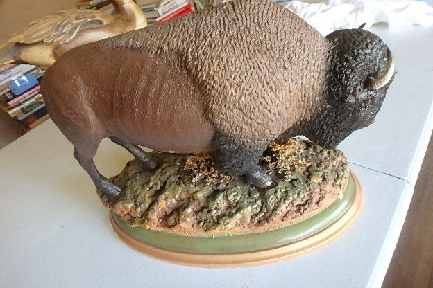 lot 110 image: Bison