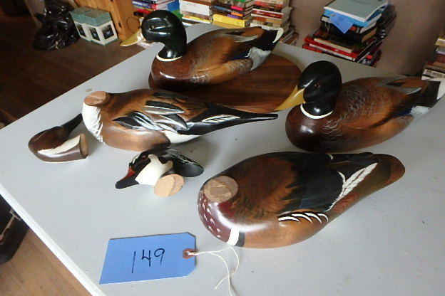 lot 149 image: (4) Wooden Ducks