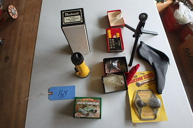 lot 164 image: Tripod, Mounts, Car Window Mount