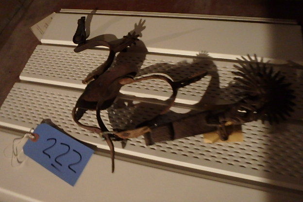 lot 222 image: 3 Spurs