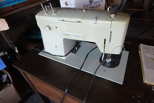 lot 259 image: Kenmore Sewing Cabinet