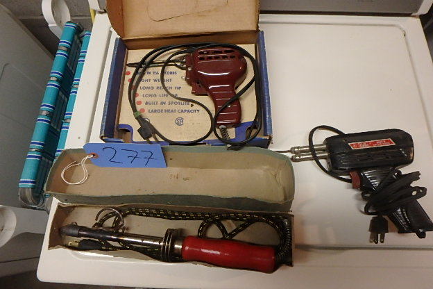 lot 277 image: Lot of Soldering Guns