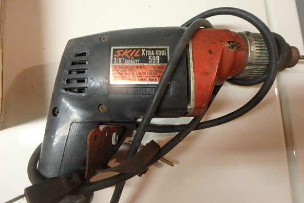 lot 281 image: Lot of Drills