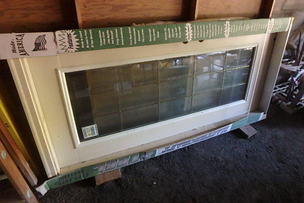 lot 331 image: Glass Outside Door