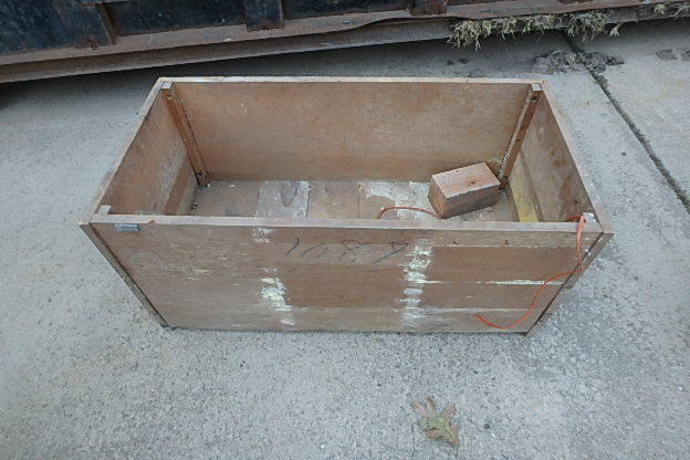 lot 348 image: Big Old Wood Box