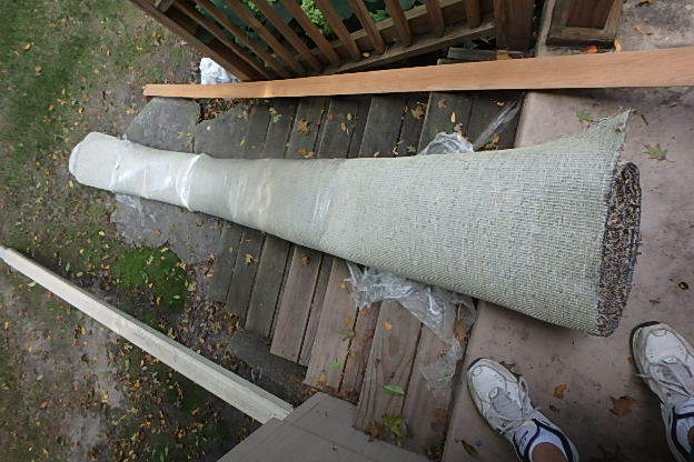 lot 317 image: 12 X 18 IndoorOutdoor Carpet