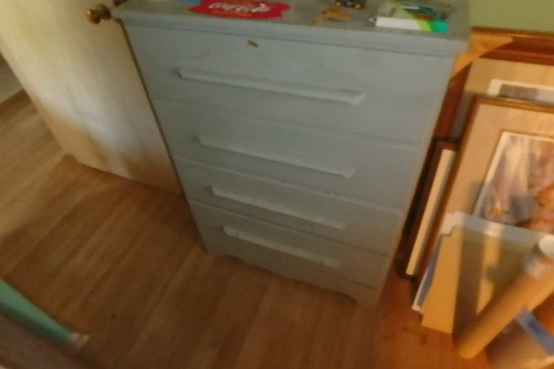 lot 349 image: Old Dresser