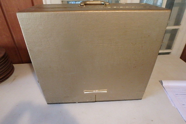 lot 353 image: Vintage Stereo