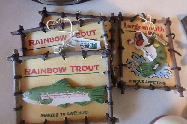 lot 356 image: Knick-Knacks