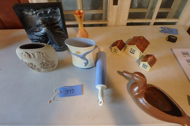 lot 377 image: Vases,Others