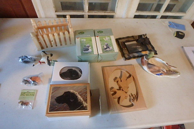 lot 382 image: Stuff