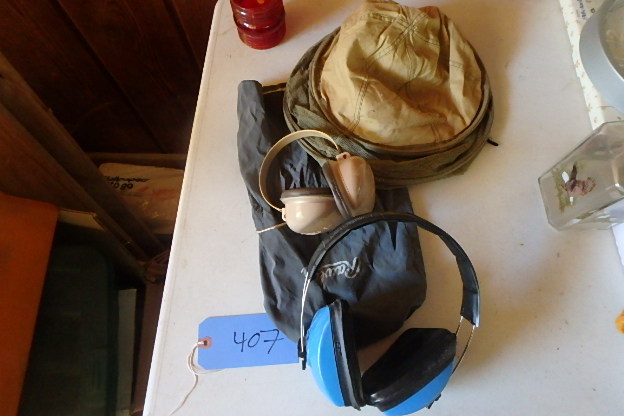 lot 407 image: Shooting Ear Protectors