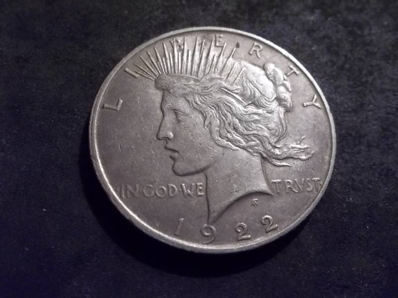 lot 75 image: 1922 D  Silver Peace Dollar