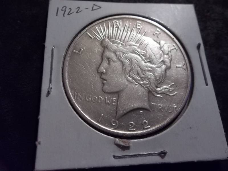 lot 76 image: 1922 D  Silver Peace Dollar