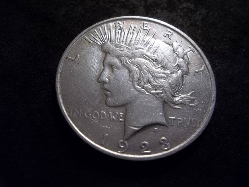 lot 85 image: 1923 D Peace Silver Dollar