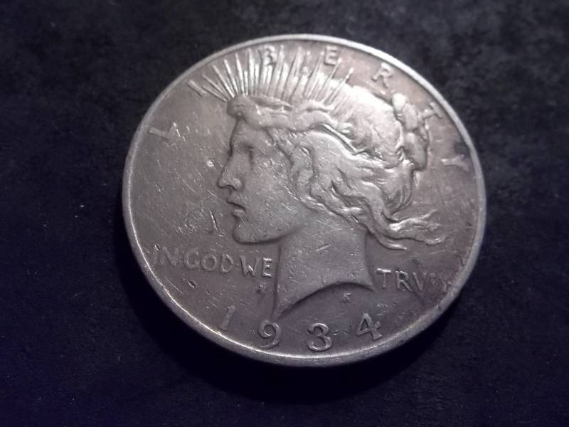 lot 102 image: 1934 D Silver Peace Dollar