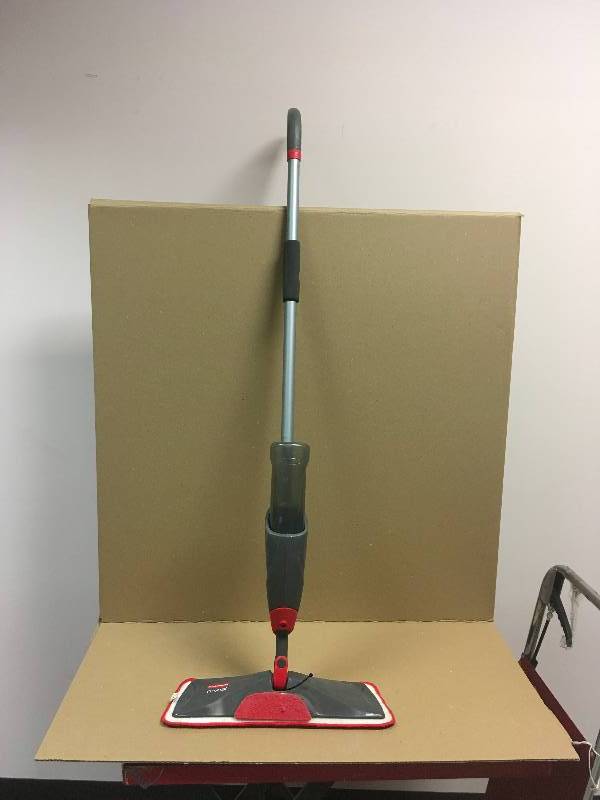 lot 12 image: Rubbermaid Reveal Wet Mop not used