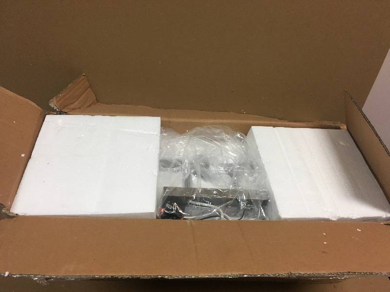lot 18 image: Feiss Volo 22.5 in. W. 3-Light Chrome Bath Light new