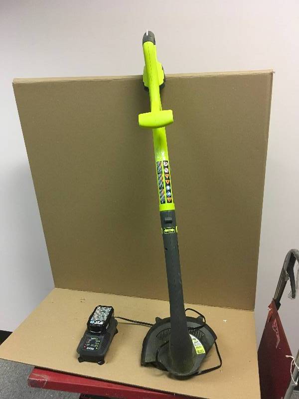 lot 32 image: Ryobi cordless weed wacker 18 V used in working condition