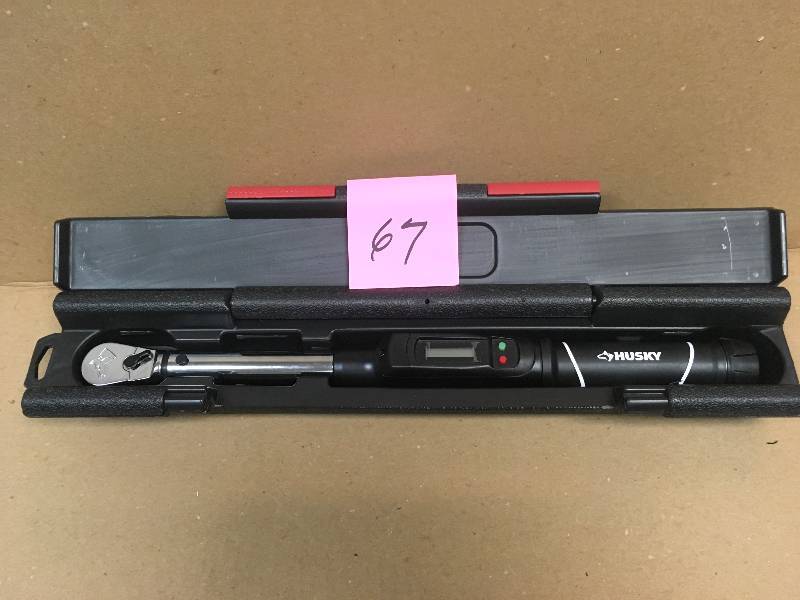 lot 67 image: Husky 5-80 ft. lbs. 38 in. Drive Digital Display Click Torque Wrench