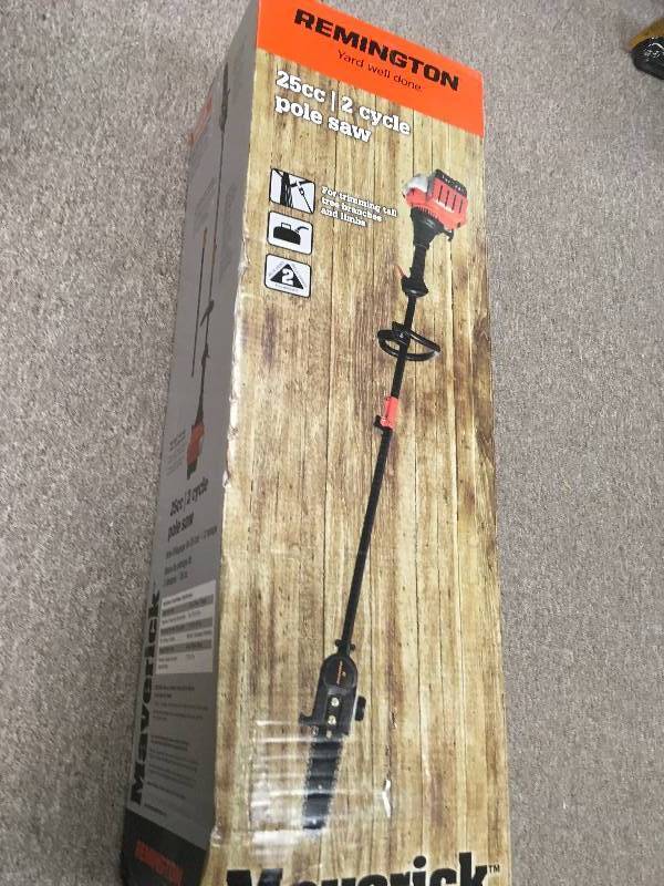 lot 106 image: Remington RM2599 Maverick 25cc 2-Cycle 8-Inch Gas Pole Saw open box