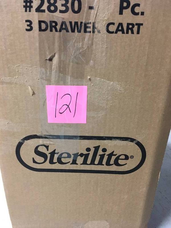 lot 121 image: Lot of 2 Plastic 3-Drawer Cart new