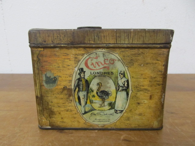 lot 158 image: Antique CINCO Cigar Tobacco Advertising Tin