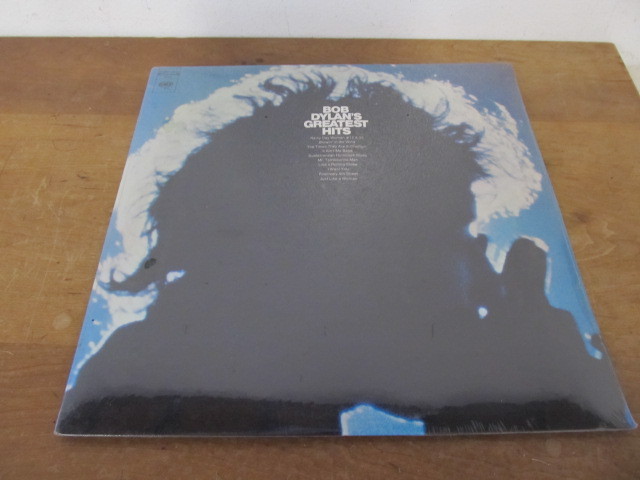 lot 18 image: Factory Sealed BOB DYLAN Greatest Hits Vinyl Record