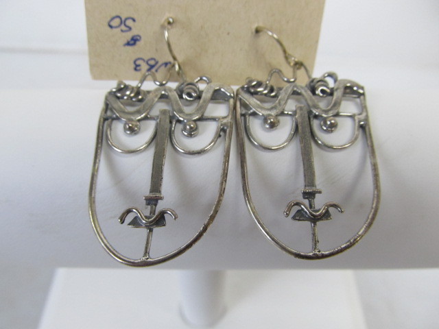 lot 96 image: Signed ROGGIO Sterling Silver Modernist Face Earrings