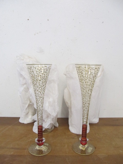 lot 59 image: Set of 6 Unused Decorated Glass Large Champagne Flutes