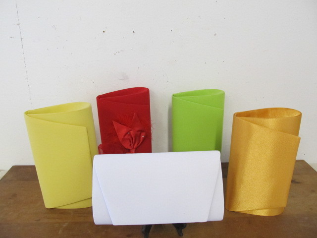 lot 62 image: Group of 5 Matching HandbagsClutches BRAND NEW wTags 