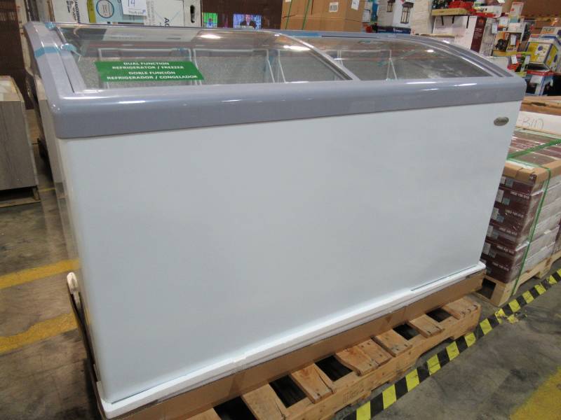 lot 1 image: PREMIUM 10.9 CU. FT. CHEST FREEZER WITH CURVED GLASS TOP IN WHITE