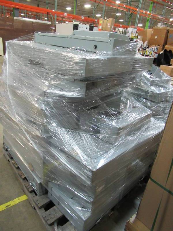 lot 41 image: PALLET OF SIEMENS, GE OR UL BREAKER BOXES